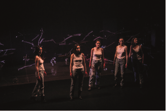 Photo 1. Le récit de Niobé ©Emma Blunden
