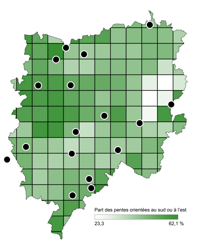 Figure 12 : Part des surfaces dont la pente est orientée à l’est ou au sud par carré de 25 km².